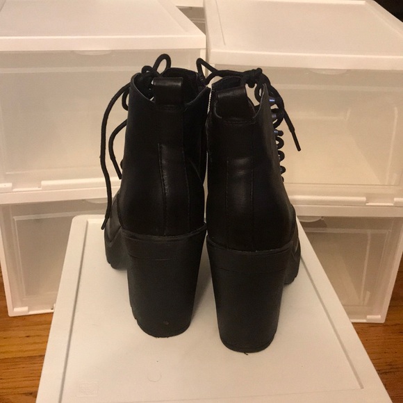 Madden Girl Black Ankle Boots - Picture 3 of 6